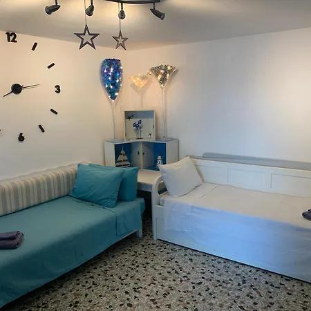 Right On The Beach- Beachfront-best Unit -paros Διαμέρισμα Αλυκή