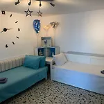 Right On The Beach- Beachfront-best Unit -paros Appartement Alikí