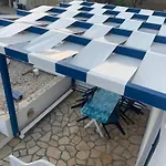 Appartement Right On The Beach- Beachfront-best Unit -paros