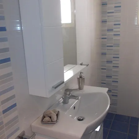 公寓 Right On The Beach- Beachfront-best Unit -paros *