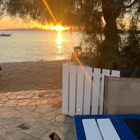 Appartement Right On The Beach- Beachfront-best Unit -paros *